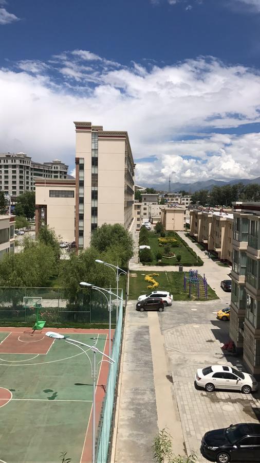 Huayu Paradise International Hotel Lhasa Exterior photo